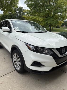 White 2020 Nissan Rogue Sport S