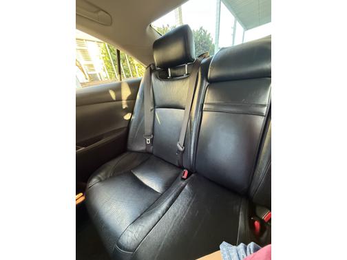 2011 Lexus ES 350 Base