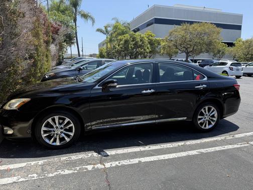 2011 Lexus ES 350 Base