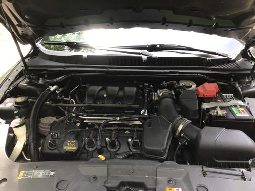 2014 Ford Taurus SEL