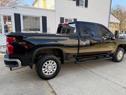 2024 Chevrolet Silverado 2500 LT