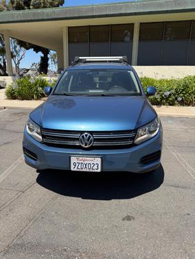 Blue 2017 Volkswagen Tiguan Limited 2.0T
