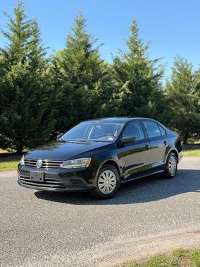 Black 2015 Volkswagen Jetta 2.0L S