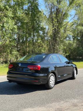 Black 2015 Volkswagen Jetta 2.0L S