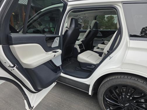 2025 Lincoln Aviator Reserve AWD