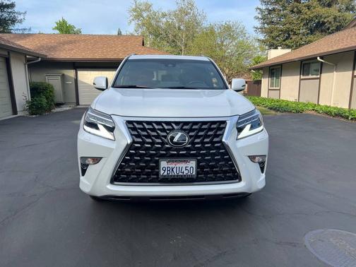 2022 Lexus GX 460 Premium