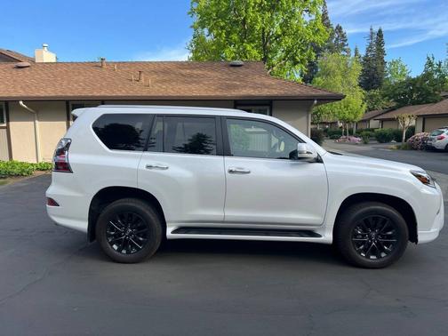 2022 Lexus GX 460 Premium