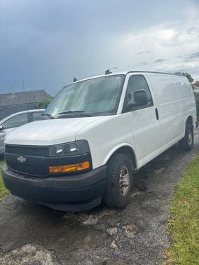 White 2018 Chevrolet Express 2500 Work Van