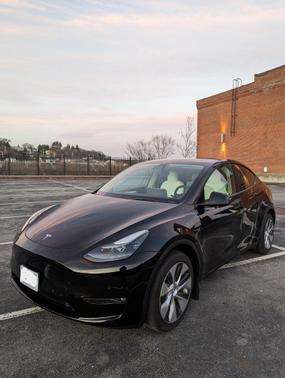 2022 Tesla Model Y Long Range