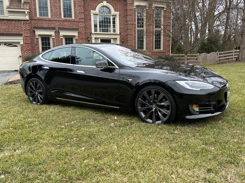 2018 Tesla Model S 100D
