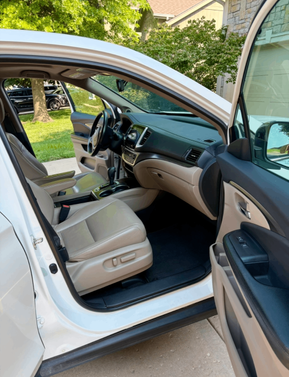 White 2017 Honda Pilot EX-L