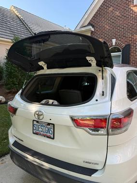 White 2014 Toyota Highlander Limited