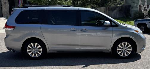 Silver 2013 Toyota Sienna LE