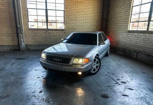2001 Audi S8 4.2 quattro