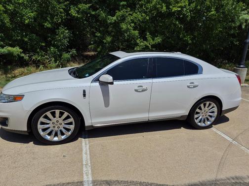 White 2012 Lincoln MKS Base