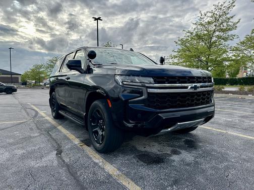 Black 2022 Chevrolet Tahoe LS