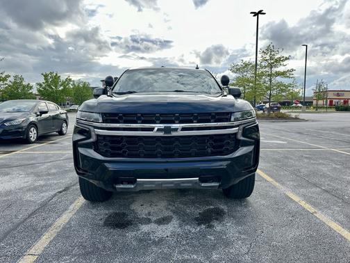 Black 2022 Chevrolet Tahoe LS
