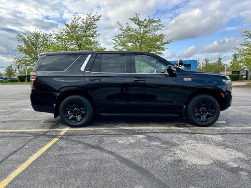 Black 2022 Chevrolet Tahoe LS