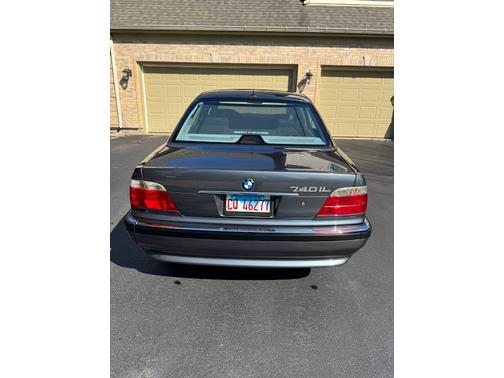 2001 BMW 740 iL