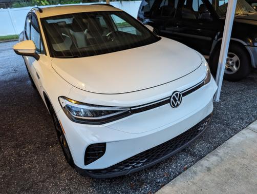 2023 Volkswagen ID.4 Pro