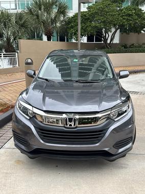 Gray 2021 Honda HR-V LX