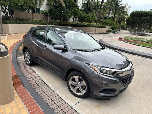 Gray 2021 Honda HR-V LX