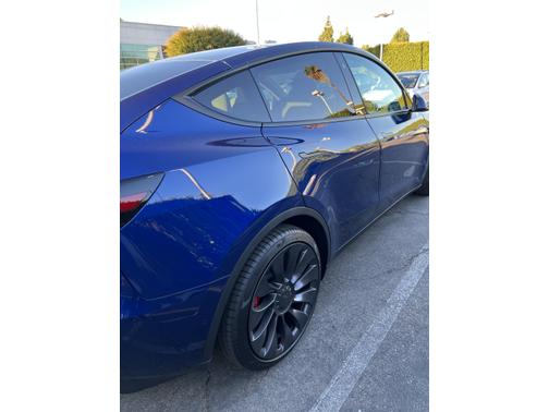 Photo 2 of 8 of 2021 Tesla Model Y Performance
