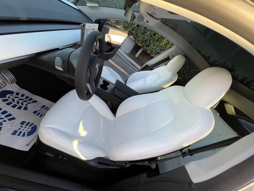 Photo 3 of 8 of 2021 Tesla Model Y Performance