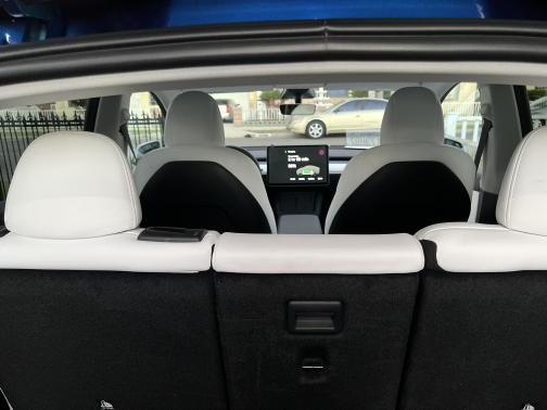 Photo 5 of 8 of 2021 Tesla Model Y Performance