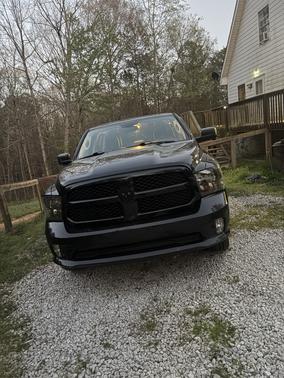 2018 RAM 1500 ST