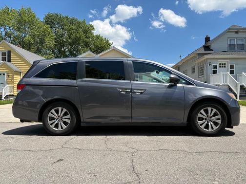 Gray 2015 Honda Odyssey EX-L