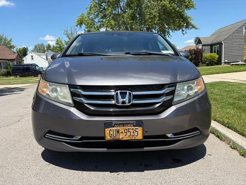 Gray 2015 Honda Odyssey EX-L