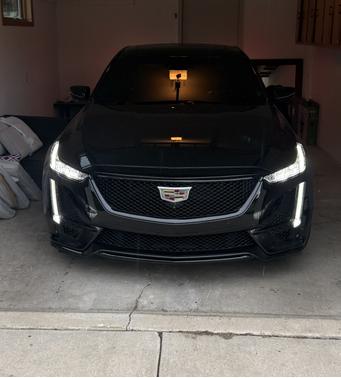 2022 Cadillac CT5-V Base