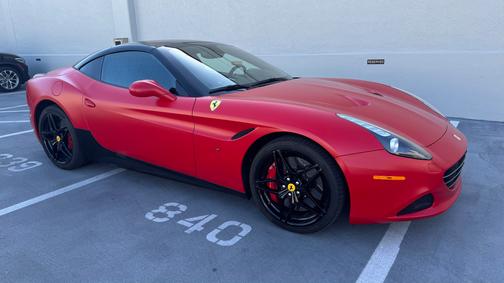 2016 Ferrari California T