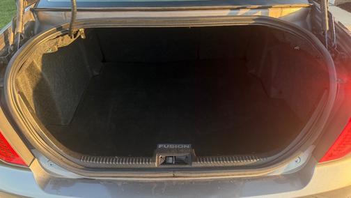 Gray 2012 Ford Fusion SEL