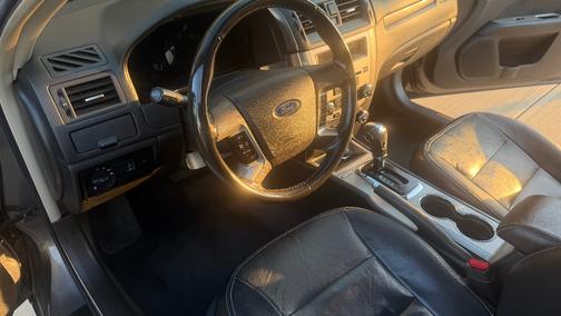 Gray 2012 Ford Fusion SEL