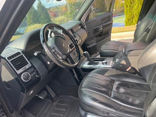 Black 2011 Land Rover Range Rover Supercharged