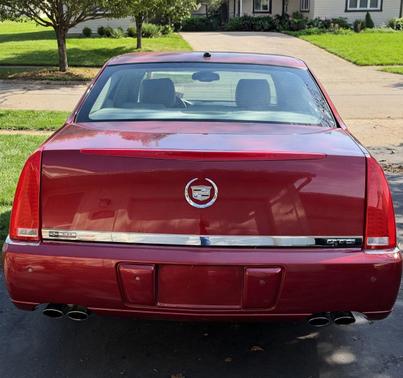 Red 2008 Cadillac DTS Luxury II