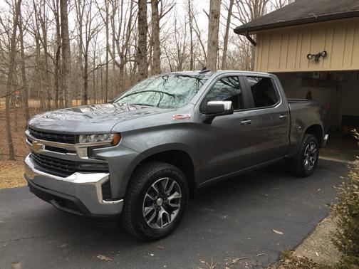 Gray 2021 Chevrolet Silverado 1500 LT