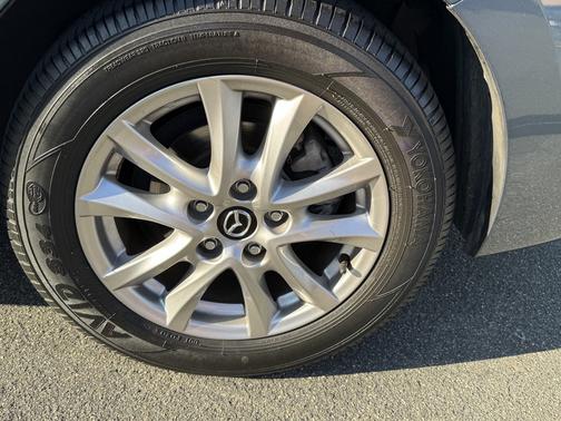 2015 Mazda Mazda3 i Touring