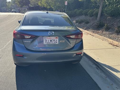 2015 Mazda Mazda3 i Touring
