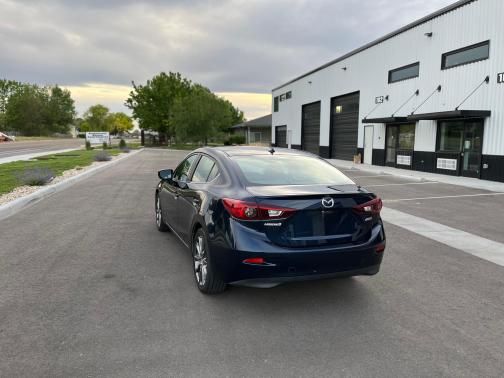 2018 Mazda Mazda3 Touring