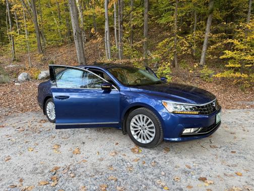 2016 Volkswagen Passat 1.8T SE