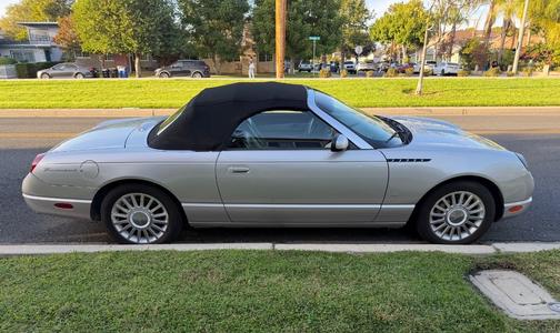 2004 Ford Thunderbird Premium