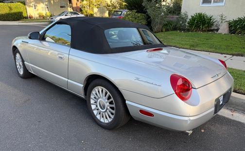 2004 Ford Thunderbird Premium