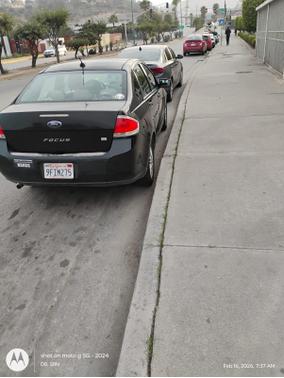 Black 2010 Ford Focus SE