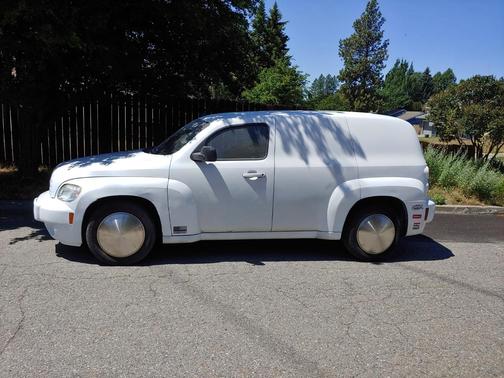 White 2010 Chevrolet HHR LS Panel