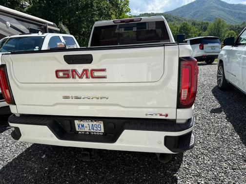 2022 GMC Sierra 3500 AT4