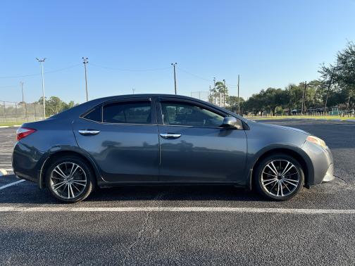 2016 Toyota Corolla LE Premium