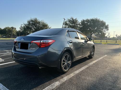 2016 Toyota Corolla LE Premium